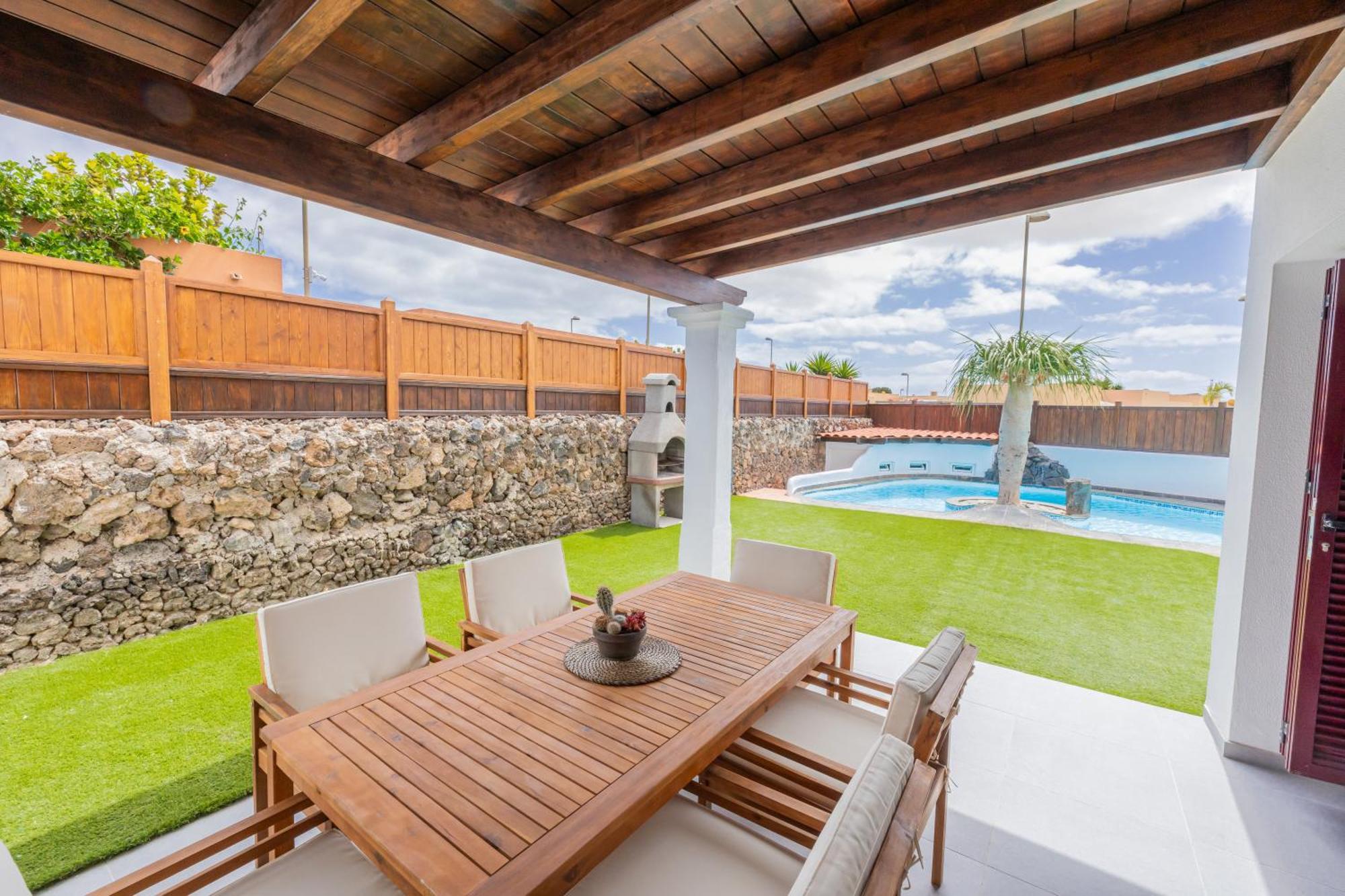 לה אוליבה Villa Mahor מראה חיצוני תמונה
